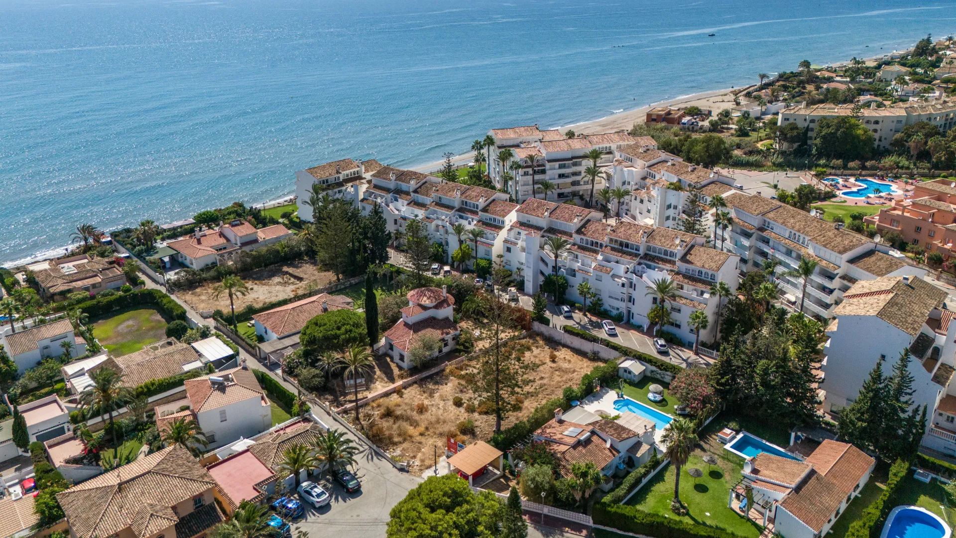 For sale plot in Marbesa