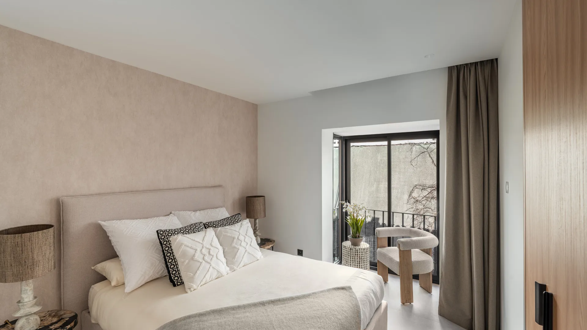 Duplex penthouse with 3 bedrooms for sale in Aloha Gardens