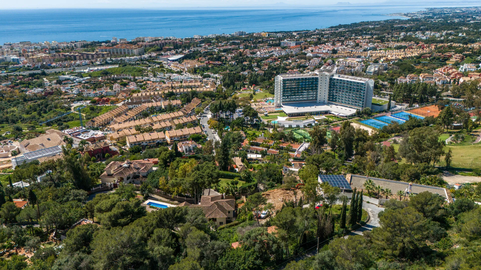 Plot for sale in La Montua