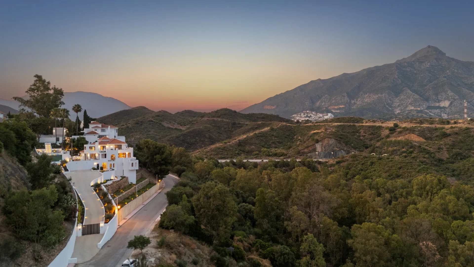 Nueva Andalucia, villa en venta con 5 dormitorios