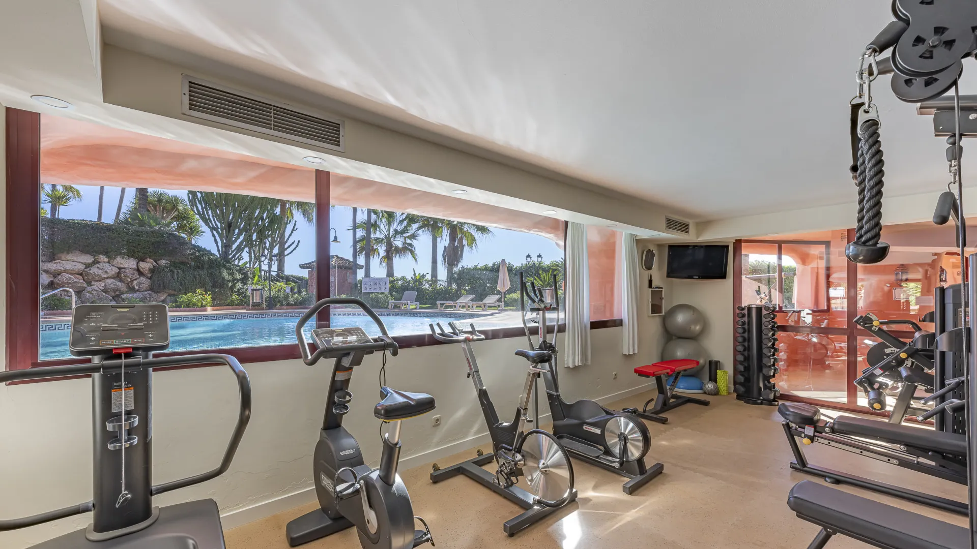 Menara Beach ground floor apartment for sale