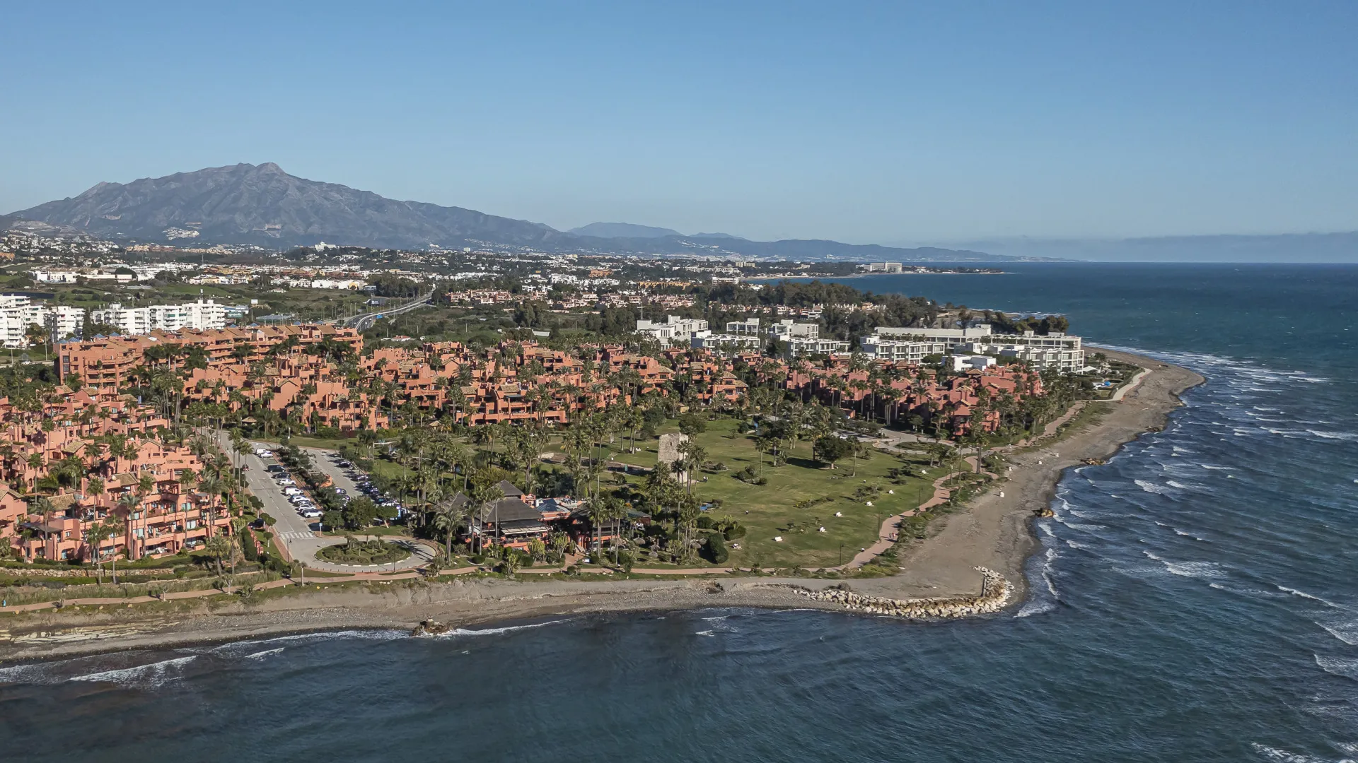 Menara Beach ground floor apartment for sale