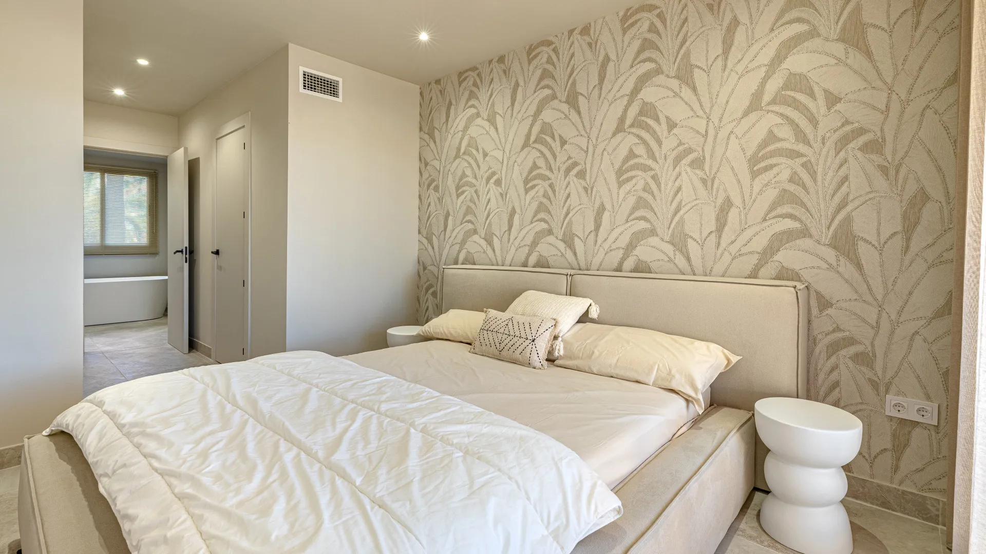 Ground floor apartment for sale in Las lomas del Conde Luque