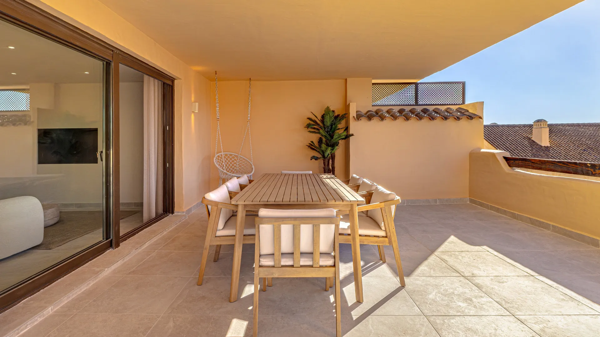 Ground floor apartment for sale in Las lomas del Conde Luque