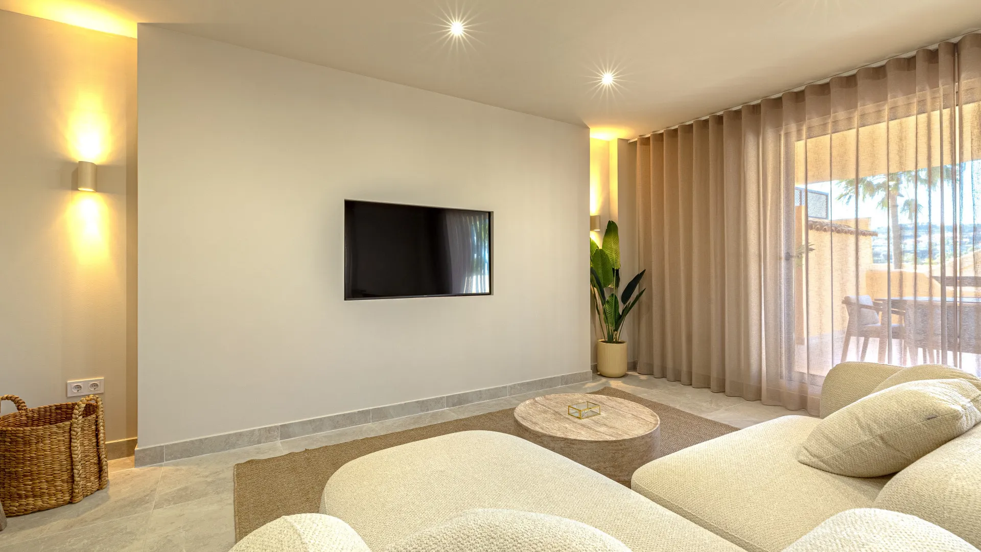 Ground floor apartment for sale in Las lomas del Conde Luque