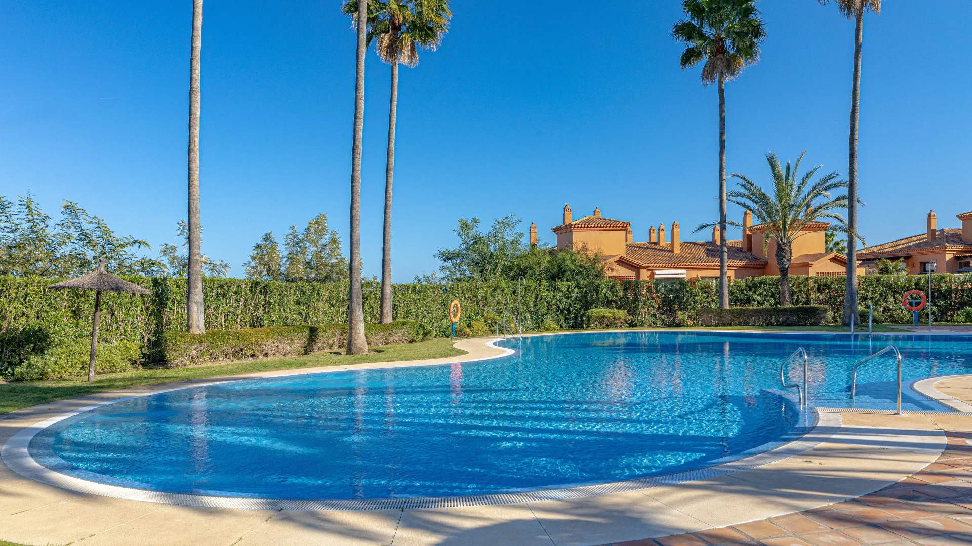 Ground floor apartment for sale in Las lomas del Conde Luque
