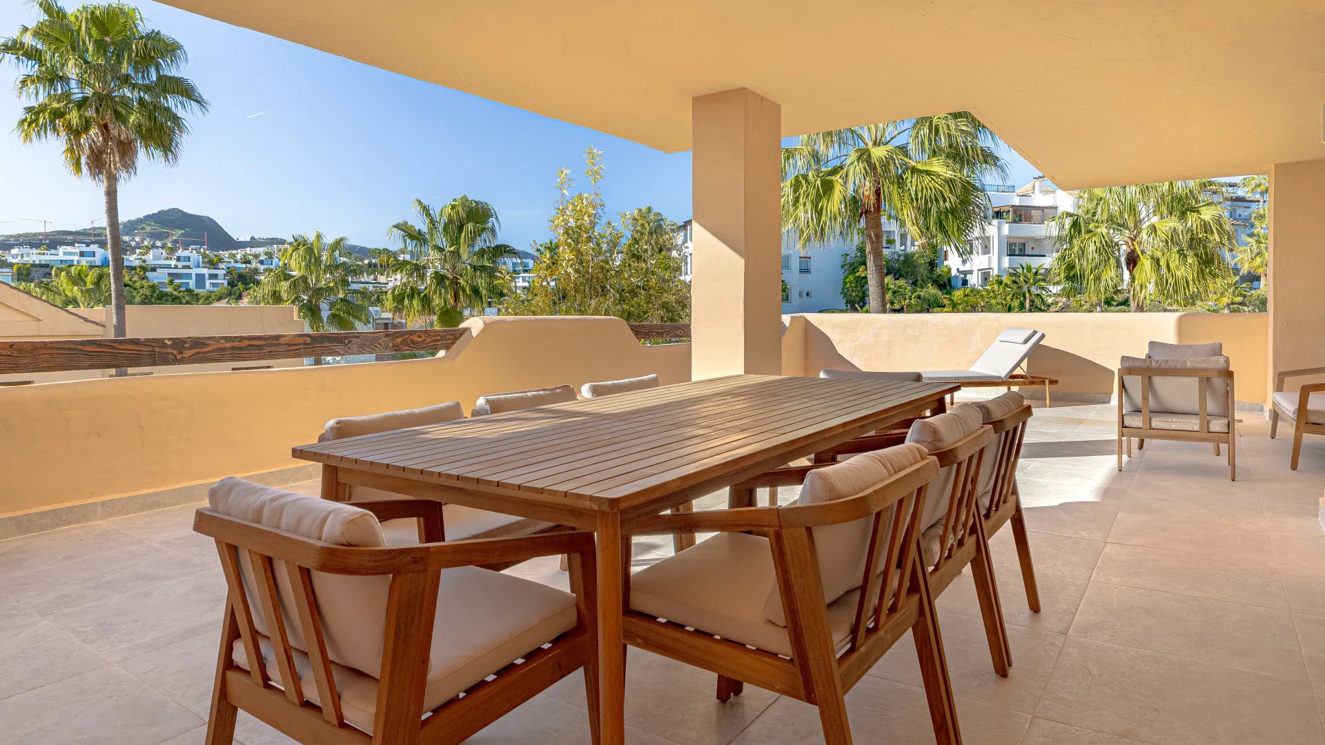 Ground floor apartment for sale in Las lomas del Conde Luque