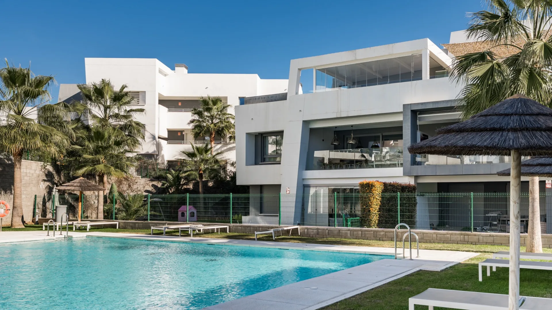 Comprar apartamento de 3 dormitorios en Vanian Green Village