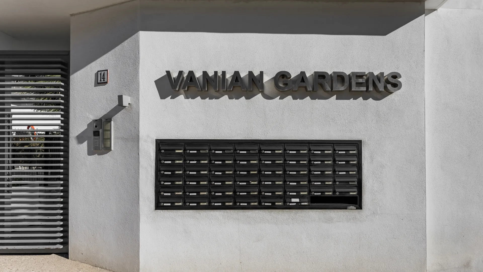 Comprar apartamento de 3 dormitorios en Vanian Green Village