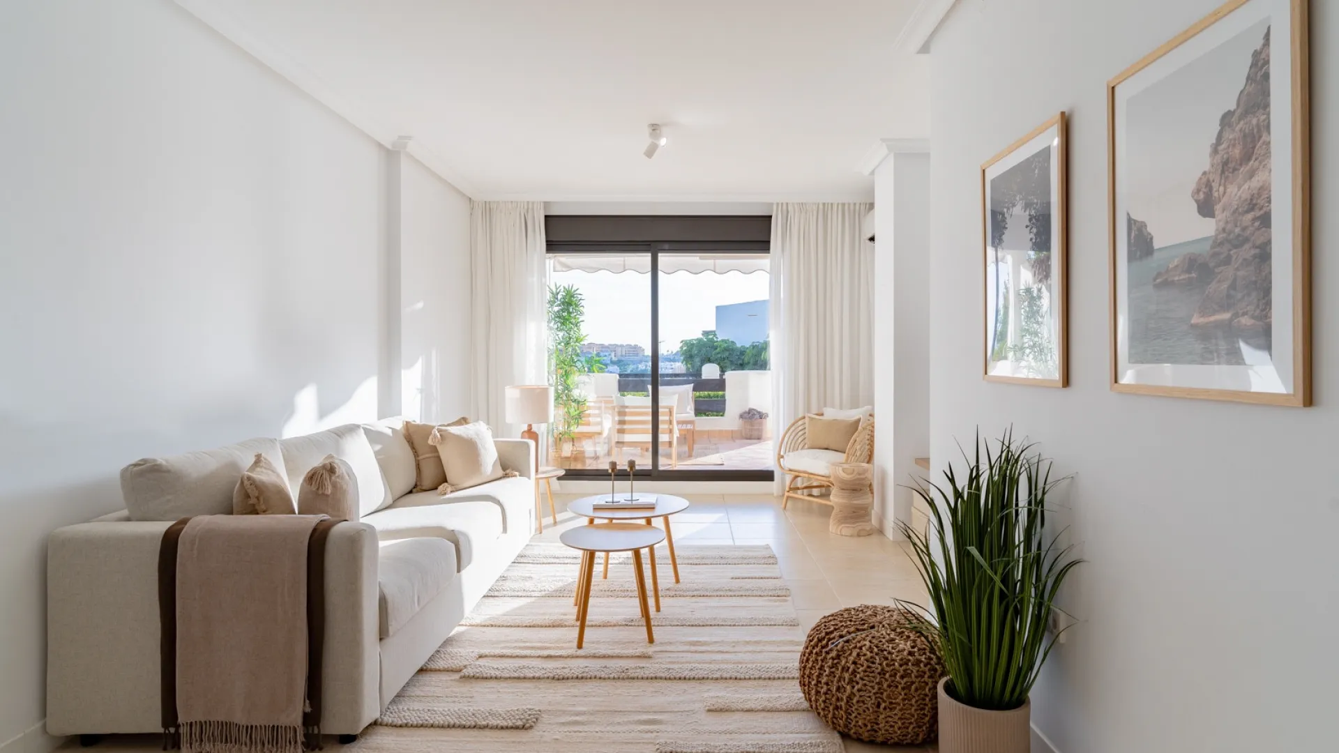 Apartamento planta baja a la venta en Estepona