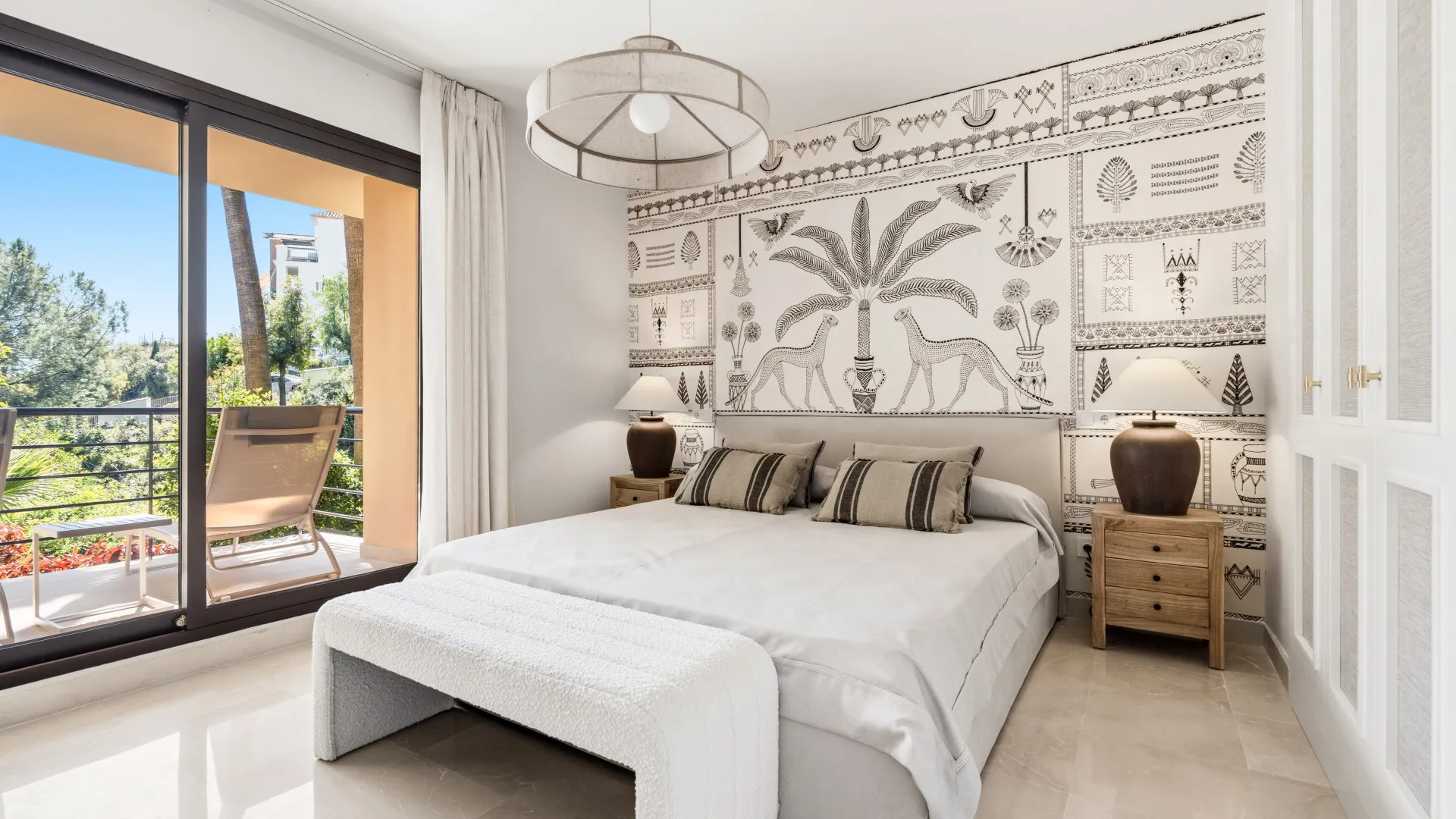 Apartamento planta baja con 3 dormitorios en venta en Los Arqueros