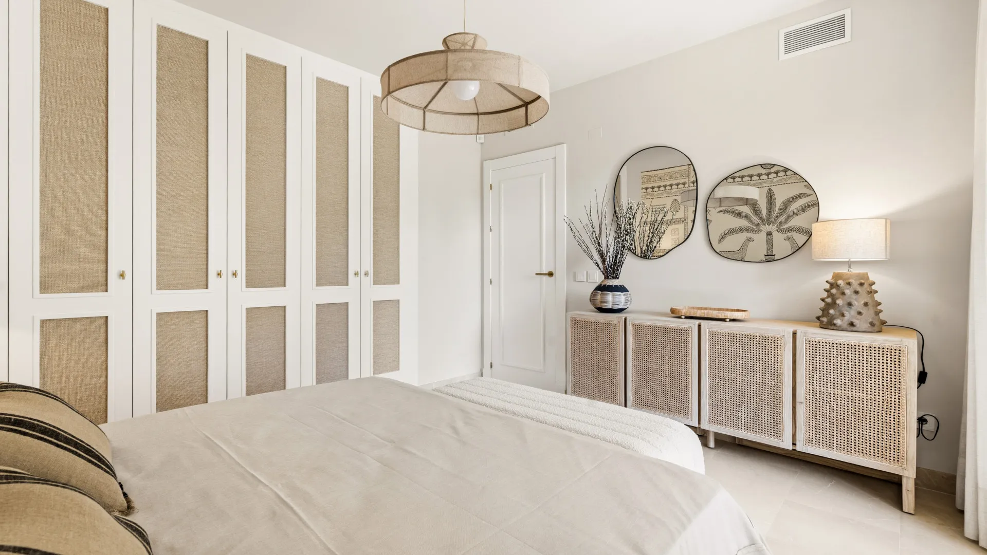 Apartamento planta baja con 3 dormitorios en venta en Los Arqueros