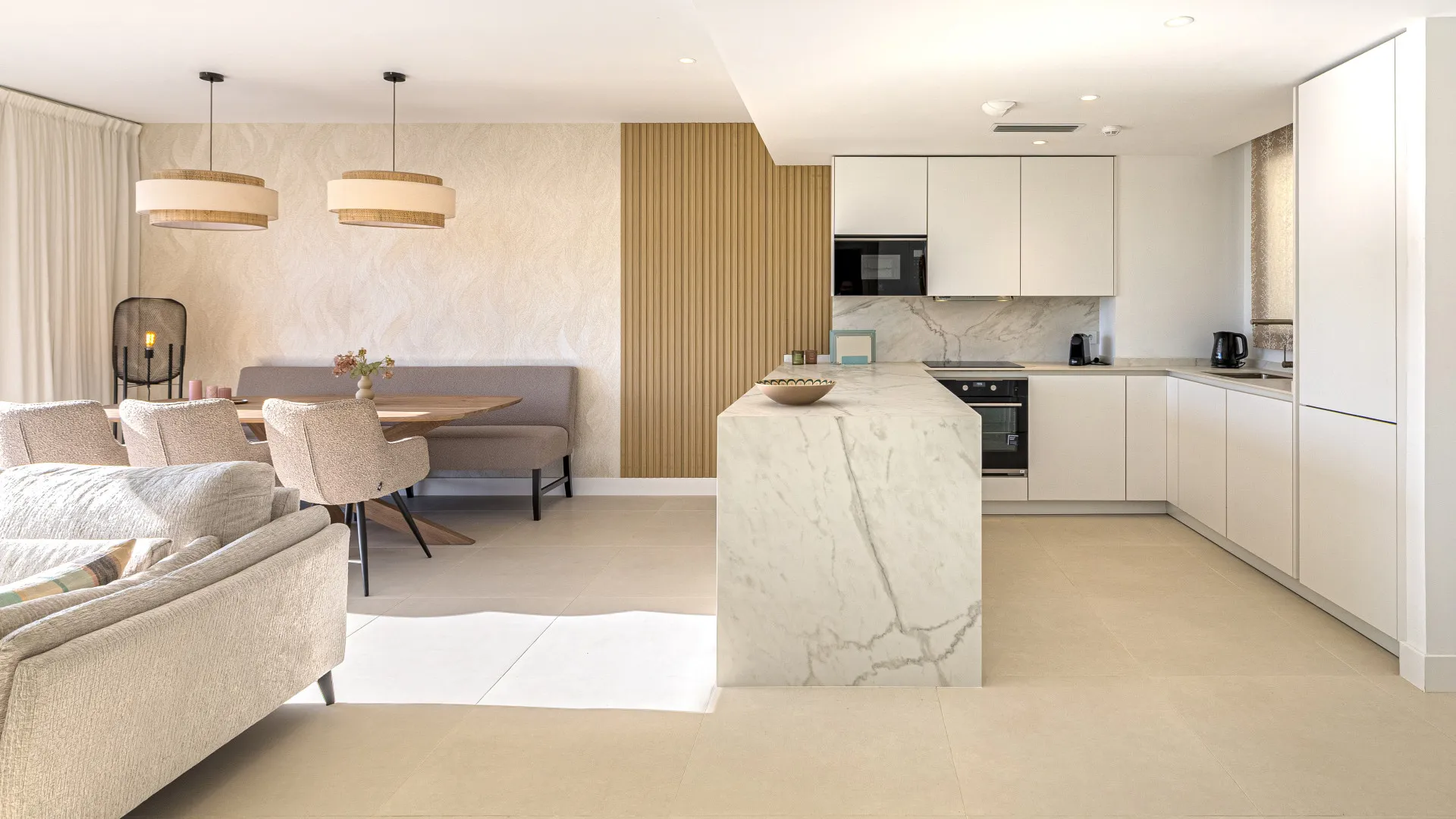 Buy penthouse in El Higueron with 2 bedrooms