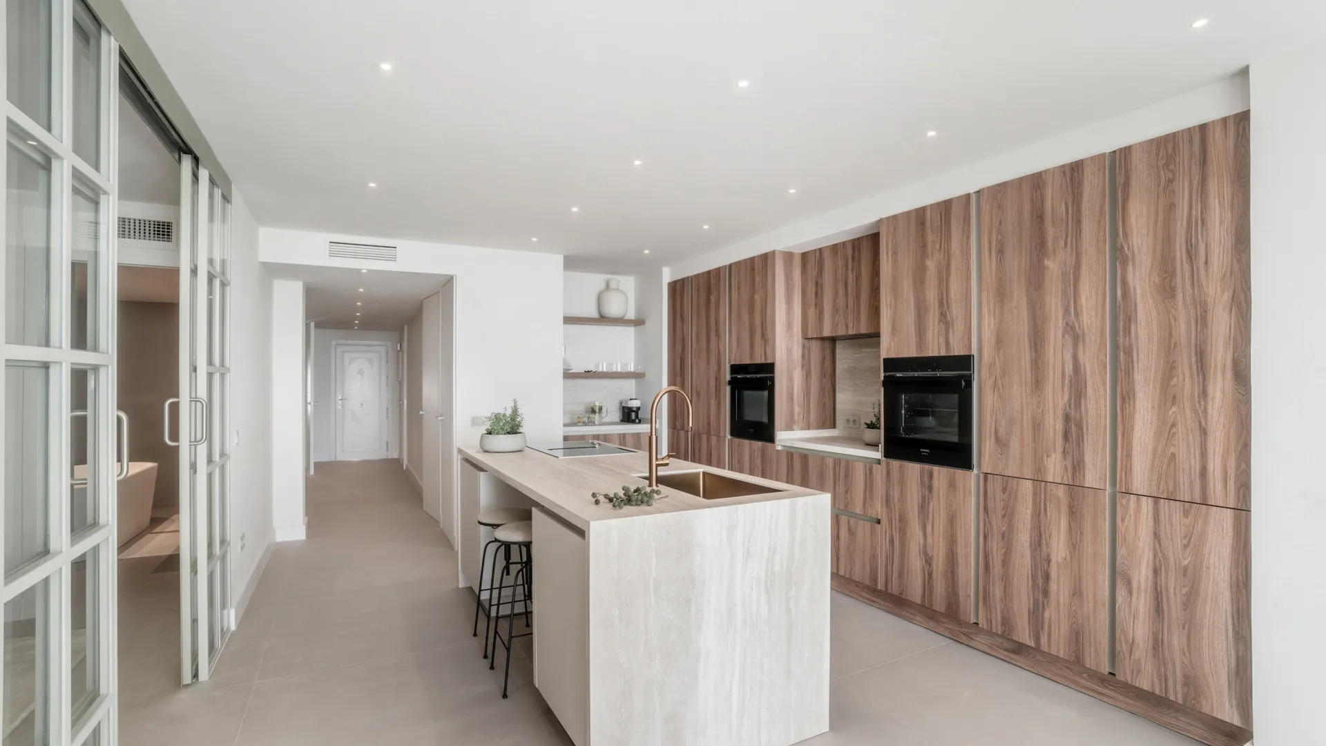 Palacetes Los Belvederes ground floor apartment for sale