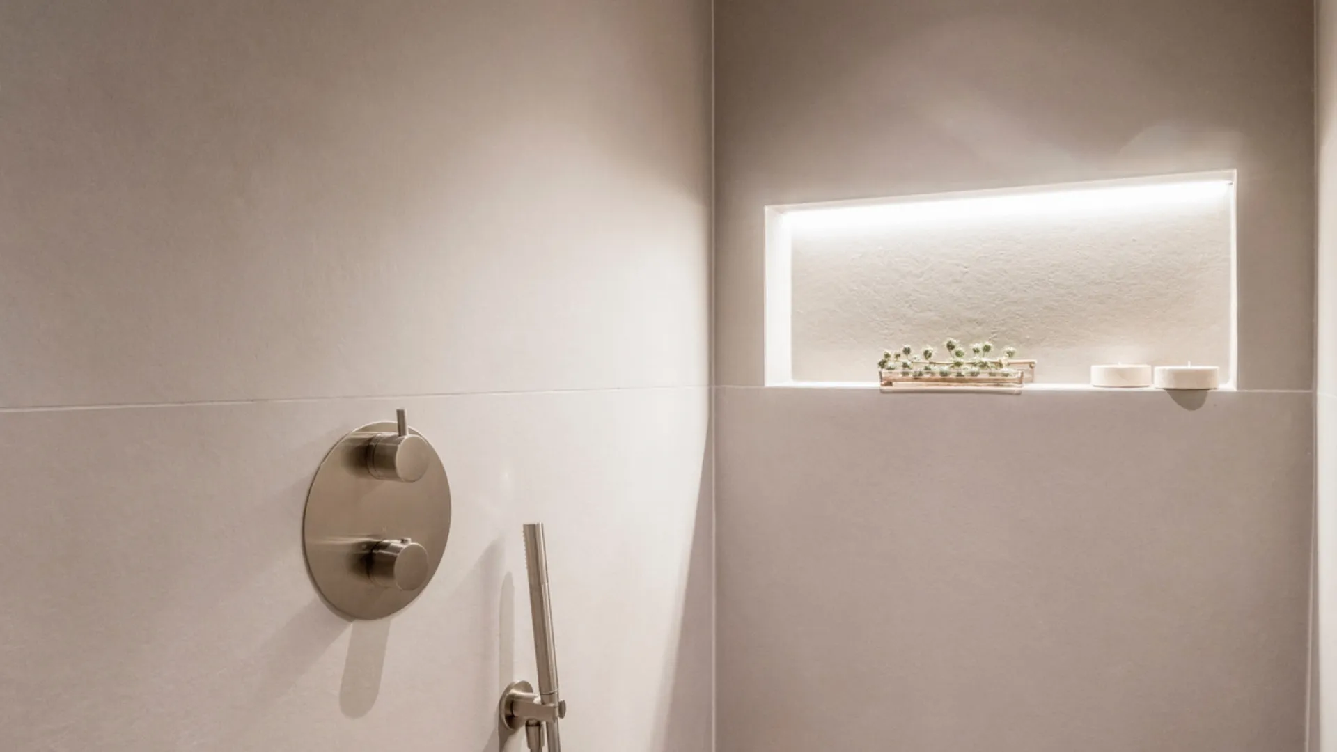 Palacetes Los Belvederes ground floor apartment for sale