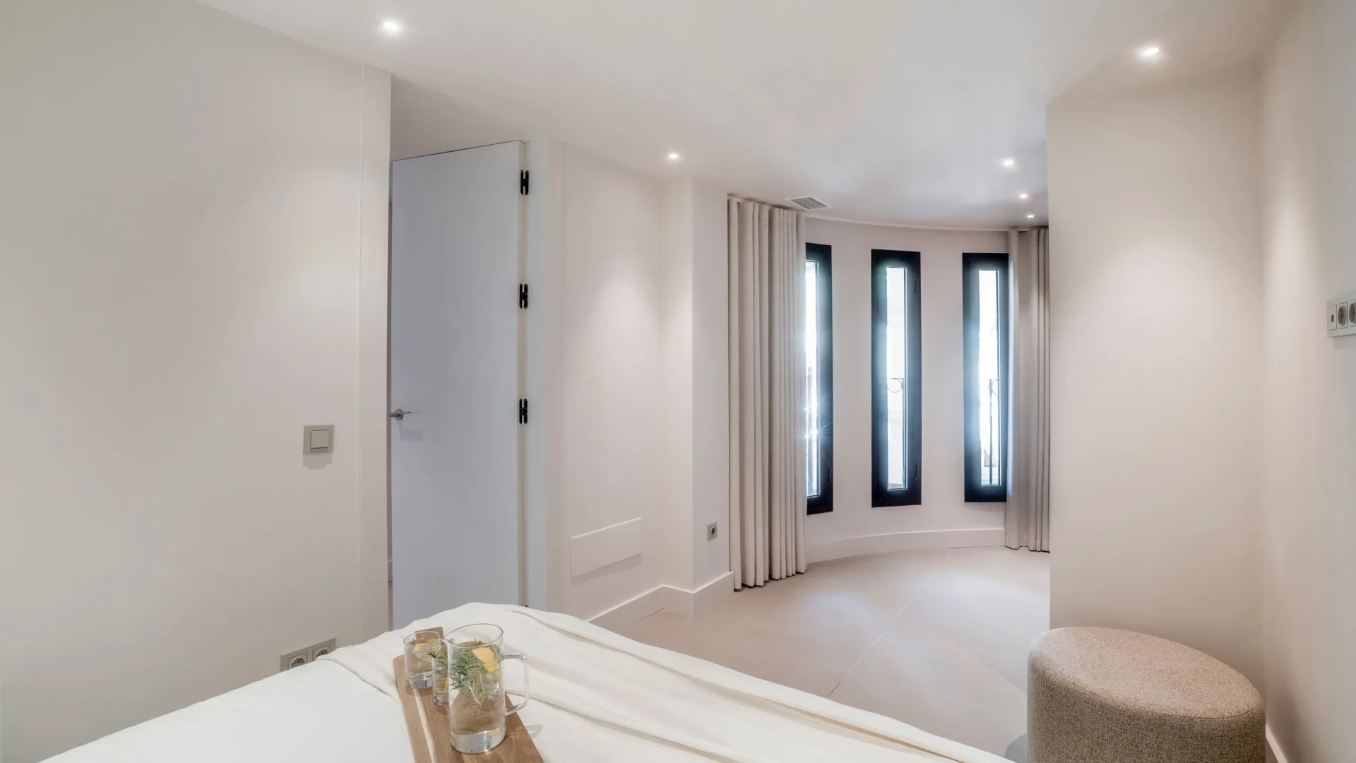 Palacetes Los Belvederes ground floor apartment for sale