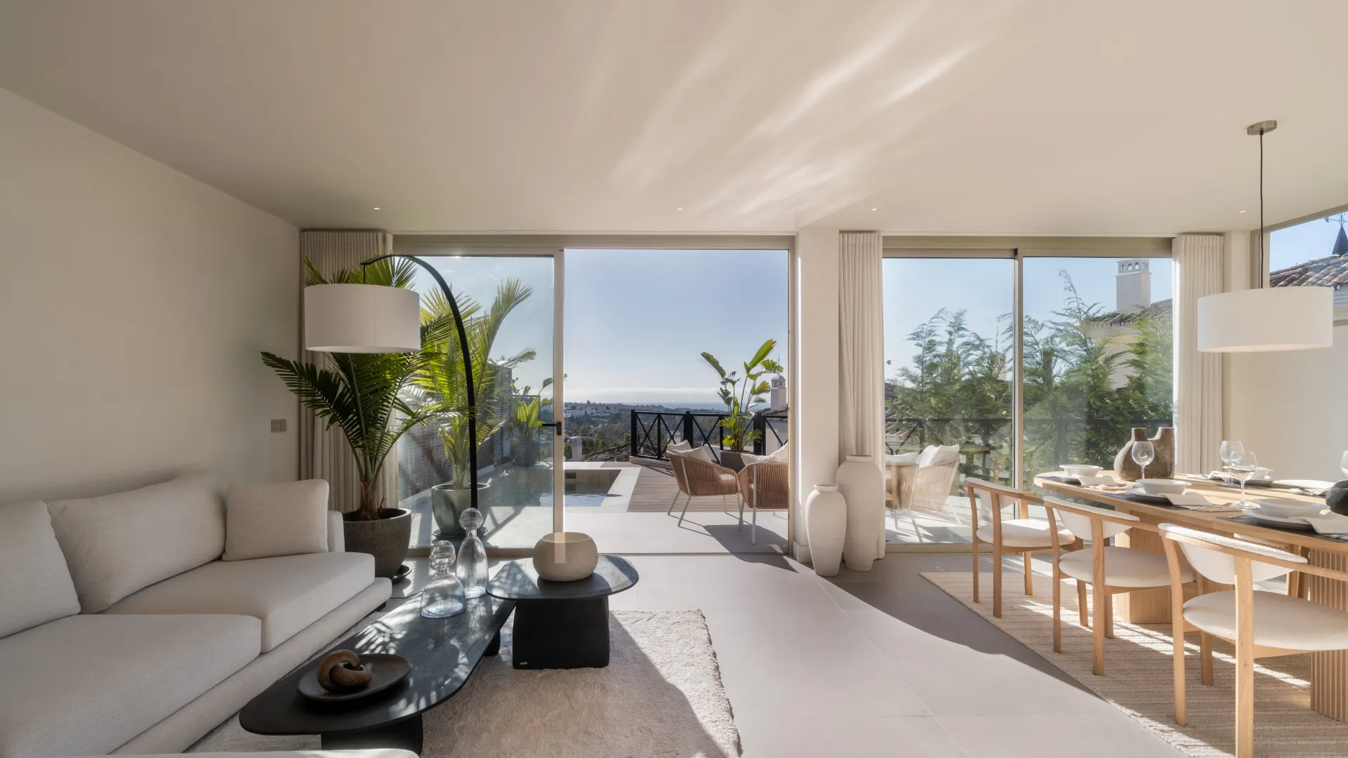 Palacetes Los Belvederes ground floor apartment for sale