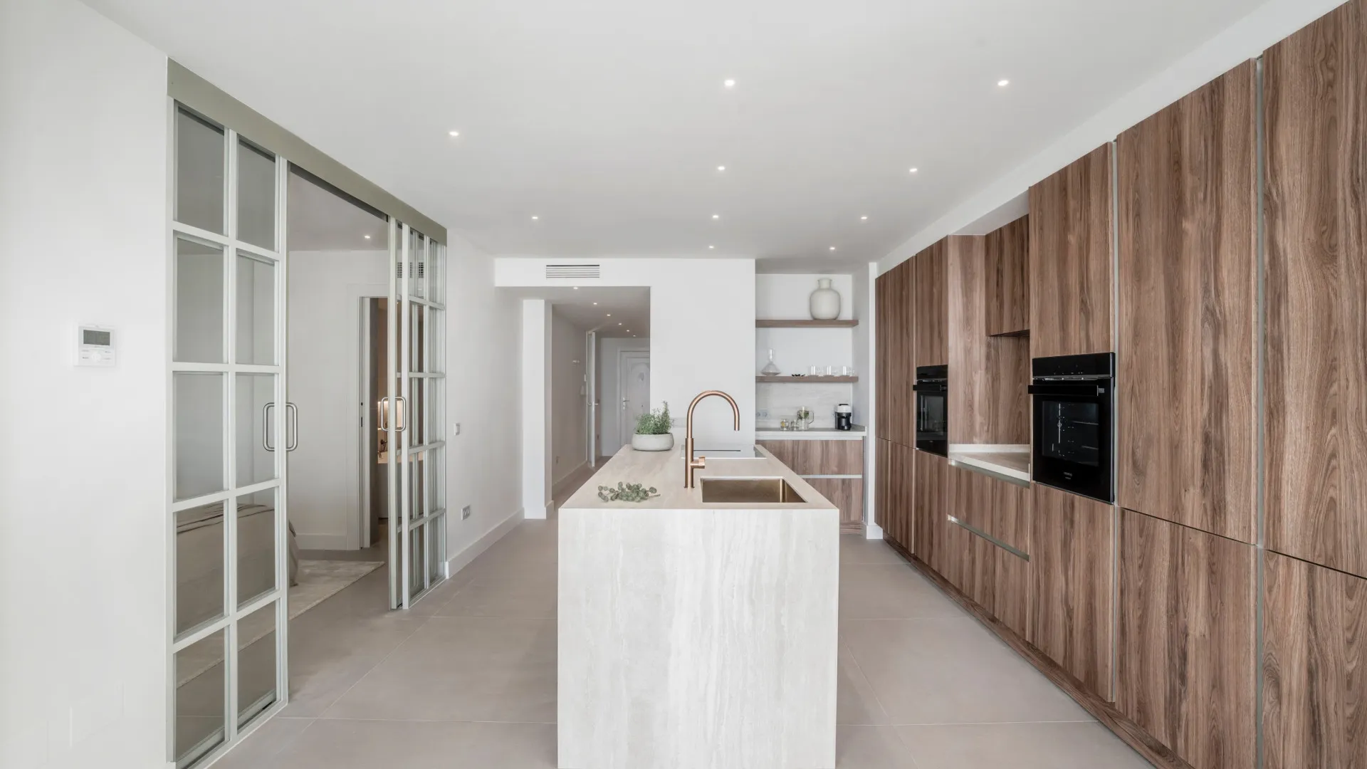 Palacetes Los Belvederes ground floor apartment for sale