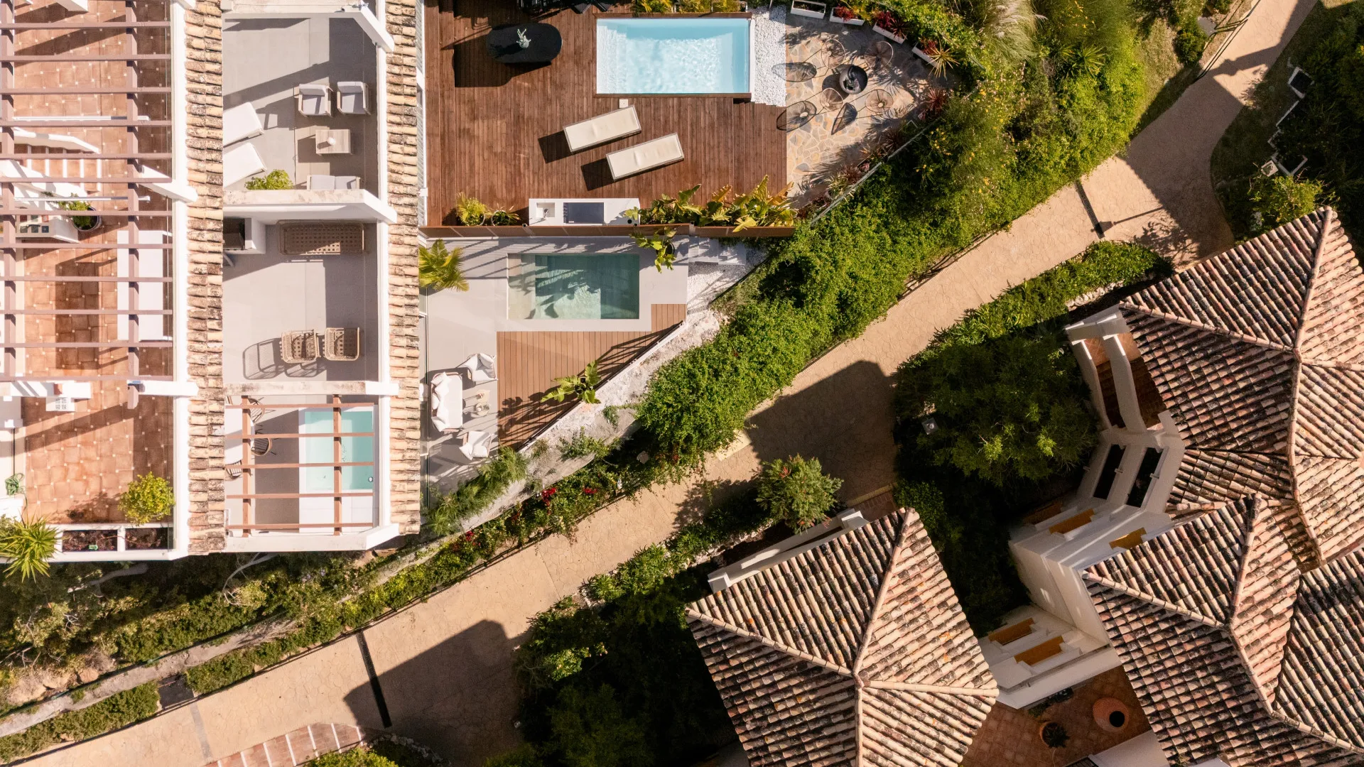 Palacetes Los Belvederes ground floor apartment for sale