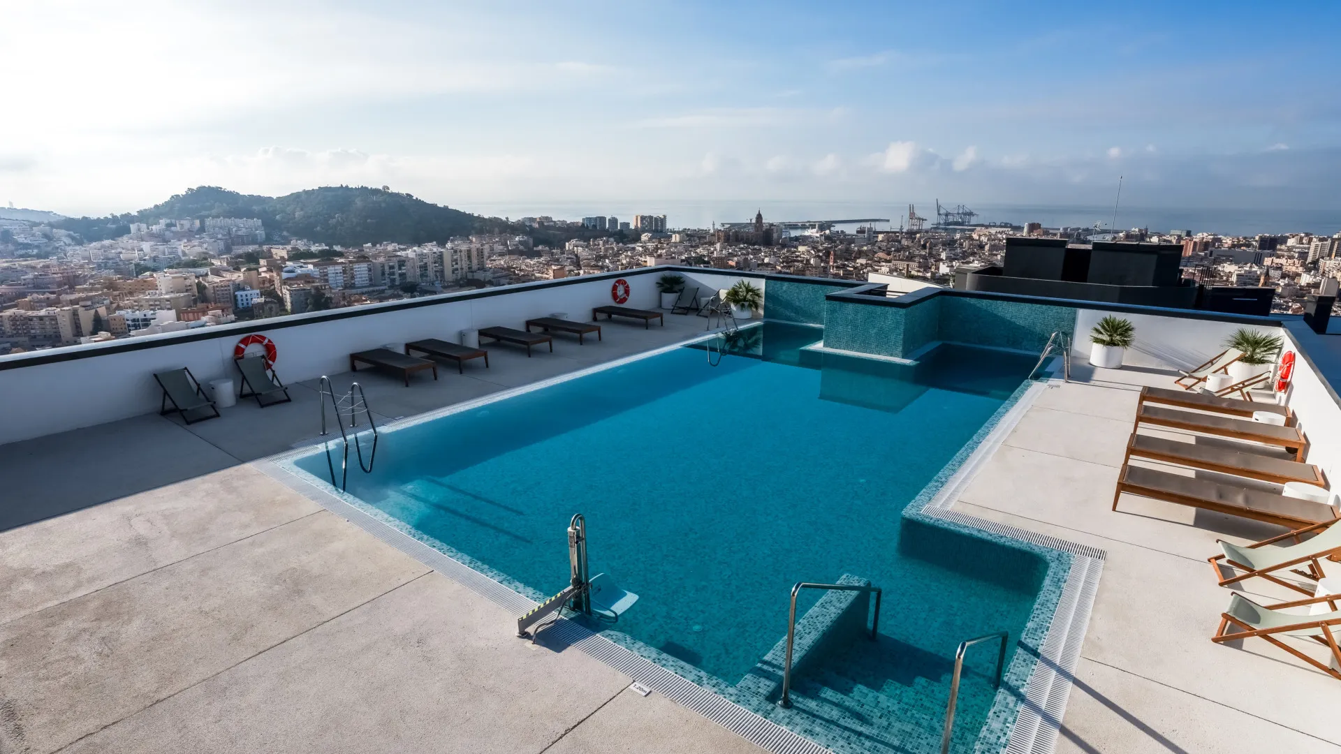 Comprar apartamento de 2 dormitorios en Malaga