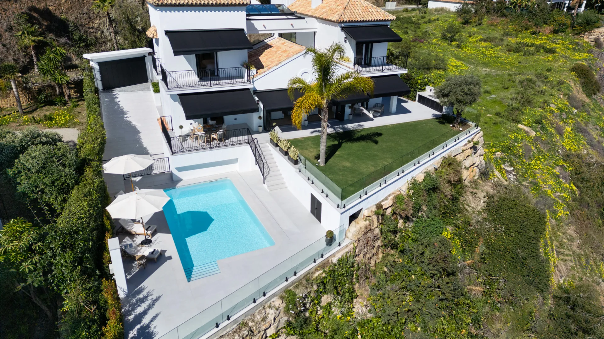 Nueva Andalucia, villa de 5 dormitorios en venta