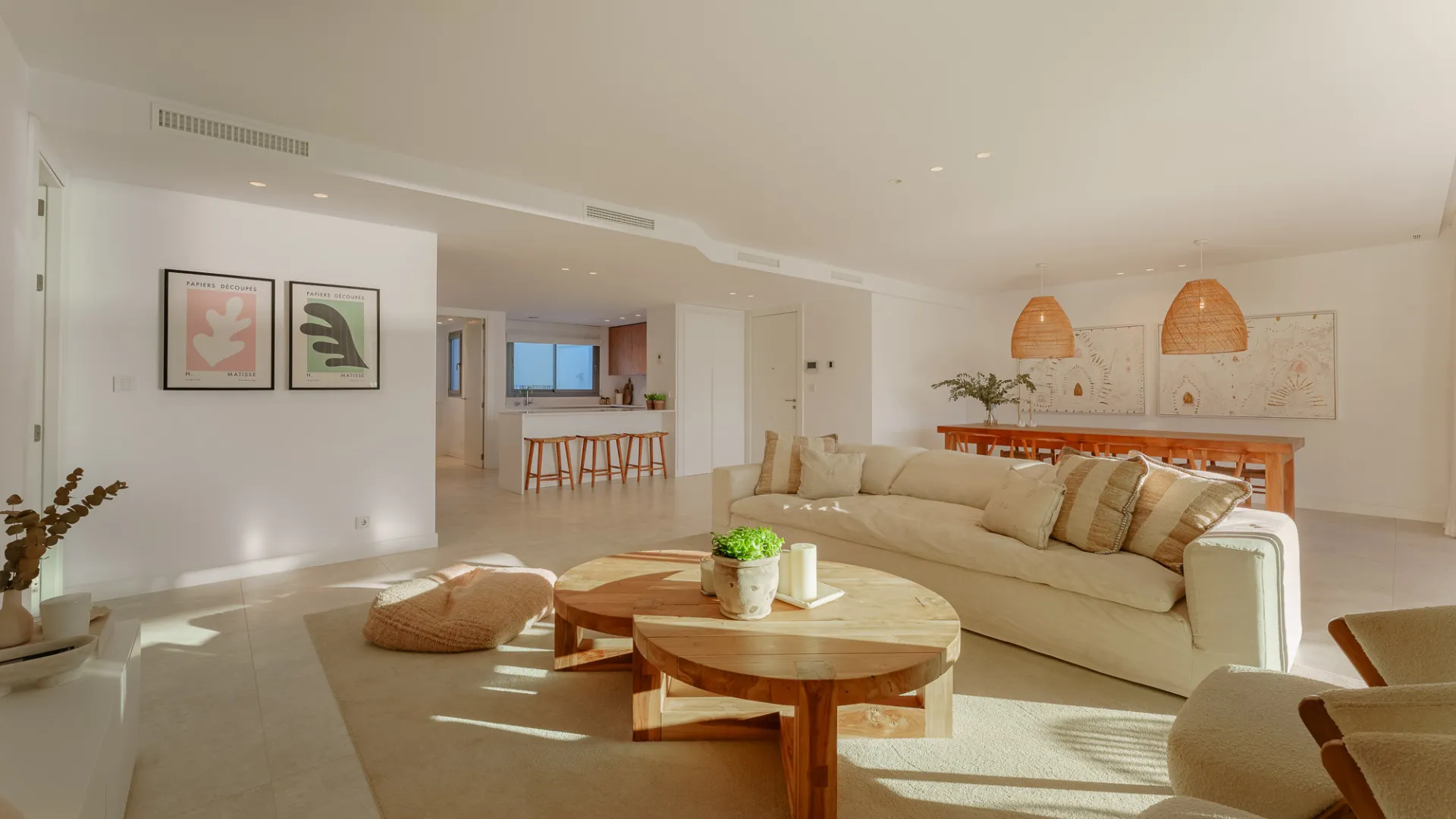 Apartamento planta baja en venta en Marbella con 4 dormitorios