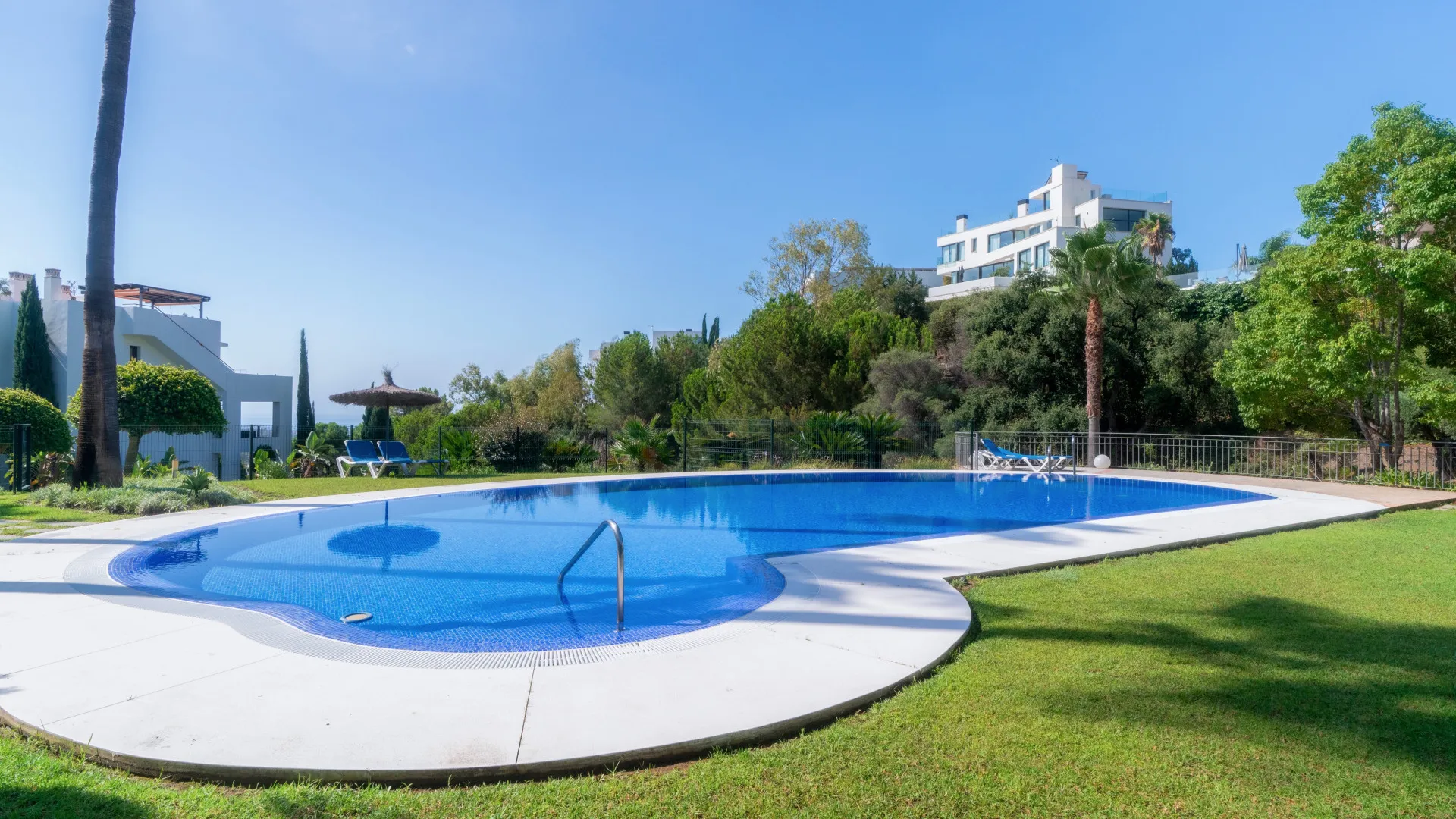 Atico duplex de 3 dormitorios a la venta en La Quinta