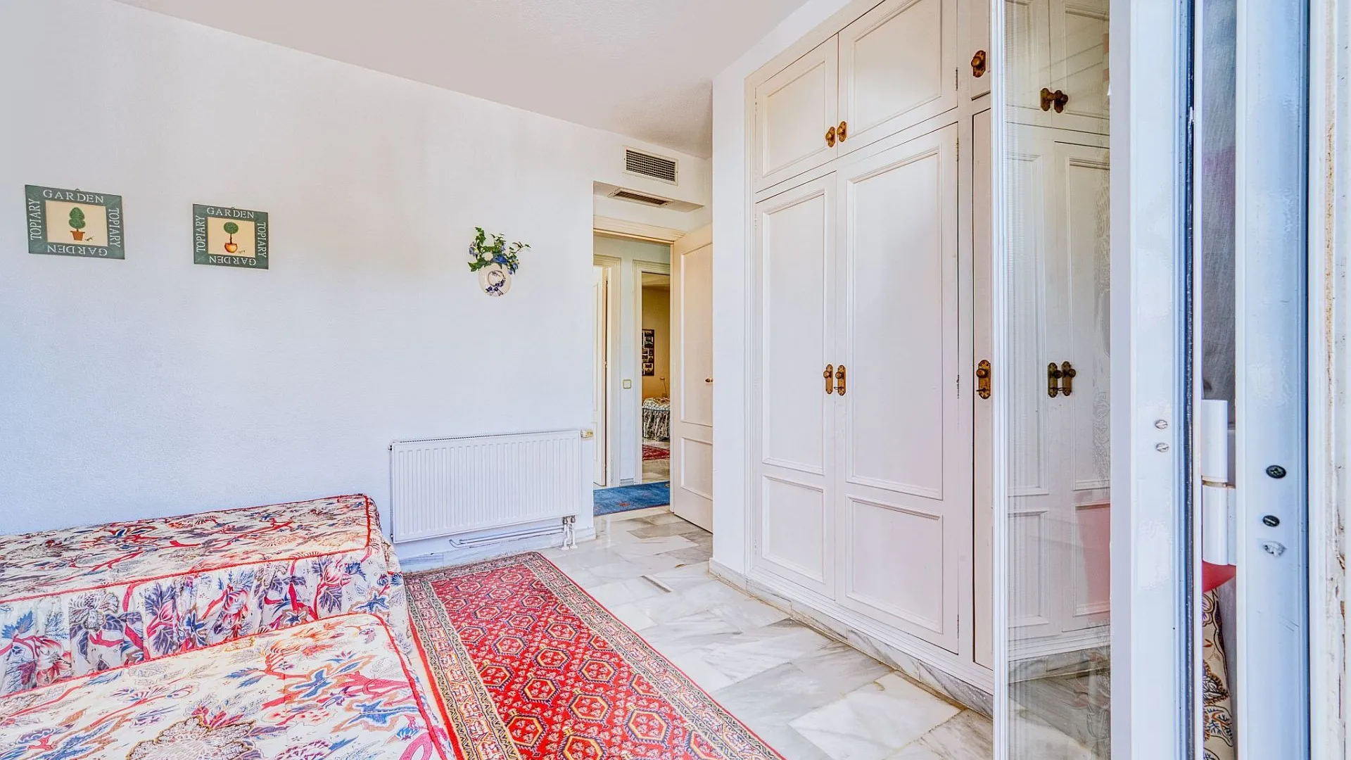 4 bedrooms Nueva Andalucia villa for sale