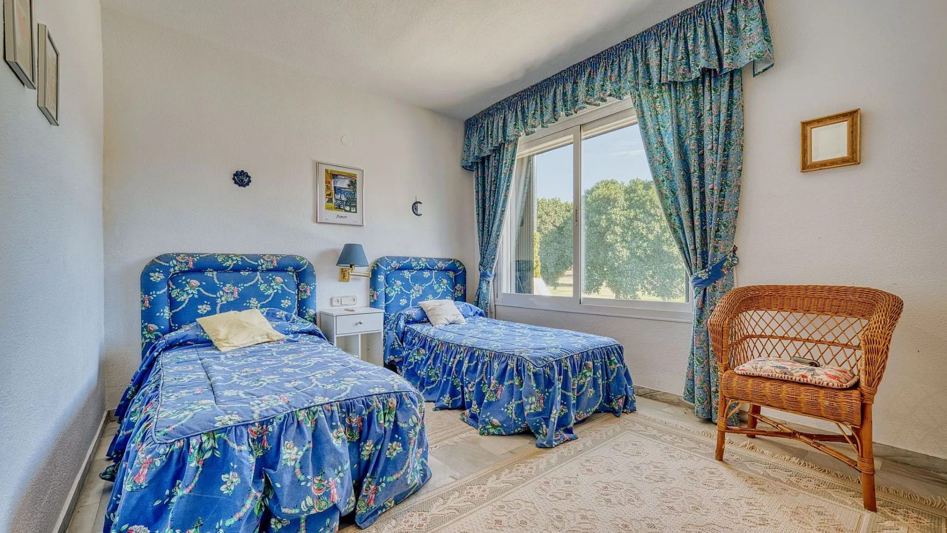 4 bedrooms Nueva Andalucia villa for sale