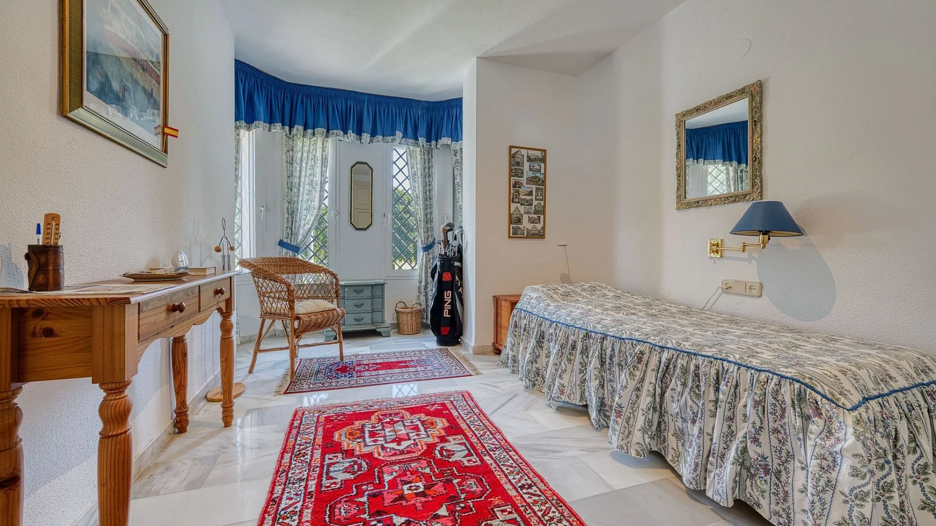 4 bedrooms Nueva Andalucia villa for sale