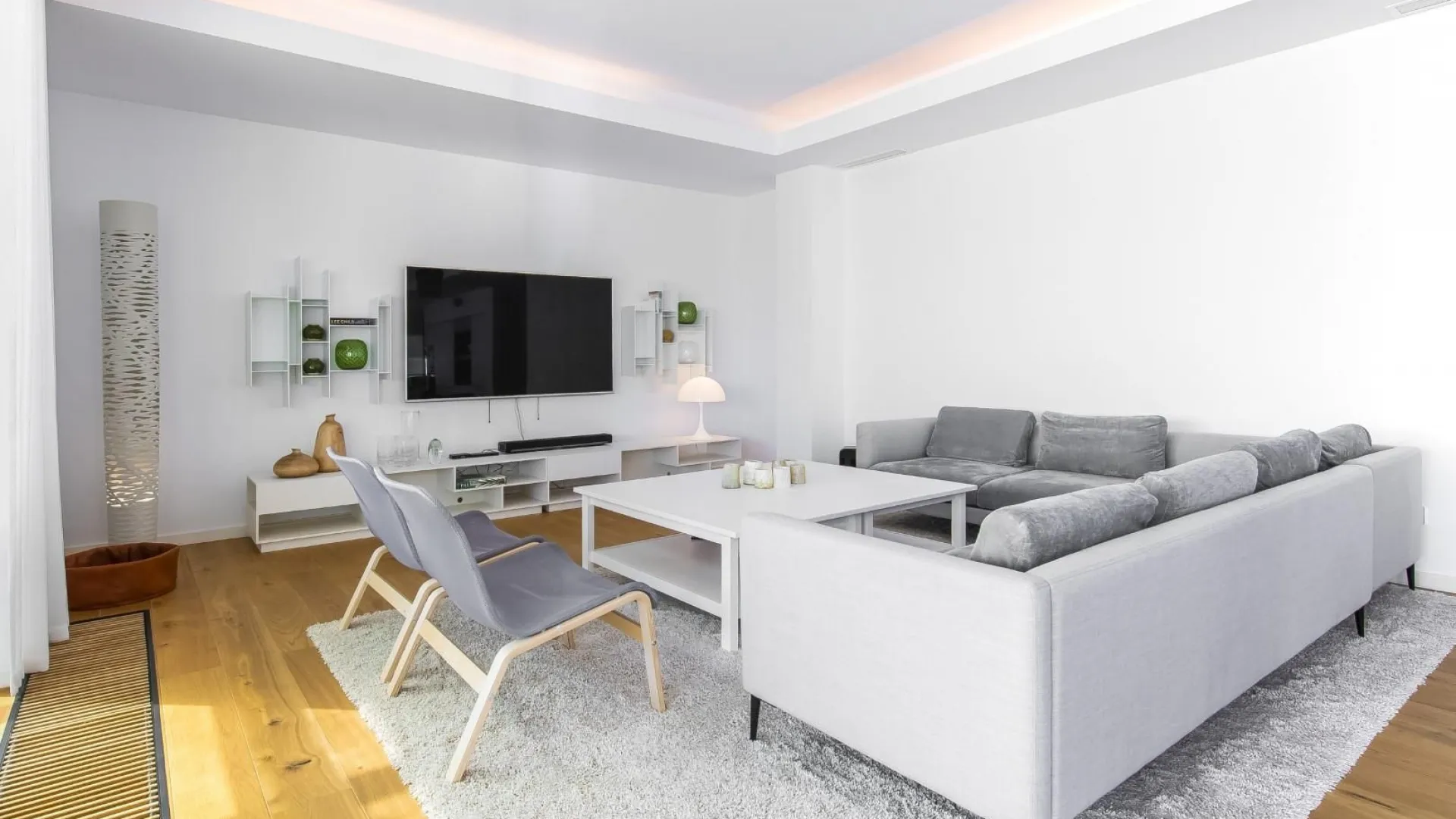 Villa de 6 dormitorios en venta en Las Chapas