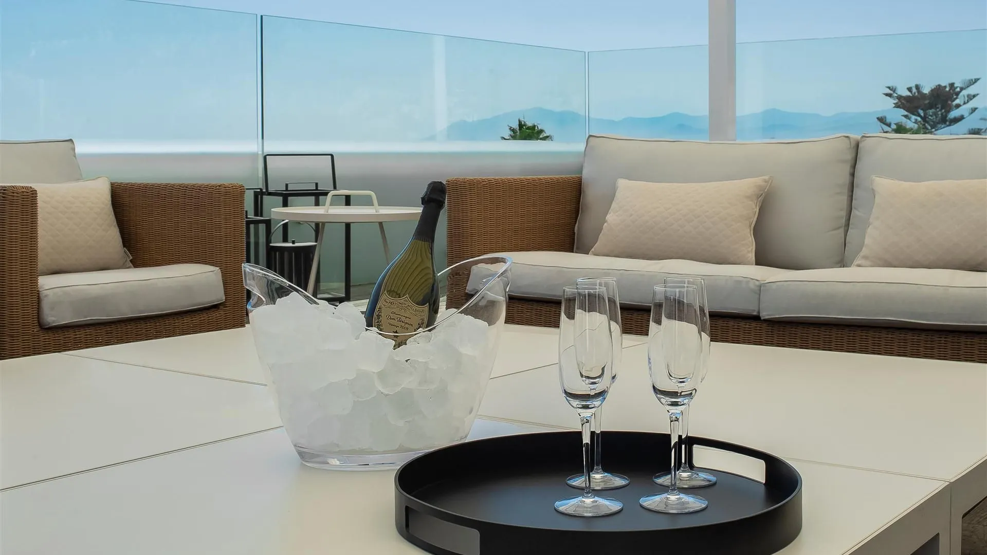 Villa de 6 dormitorios en venta en Las Chapas