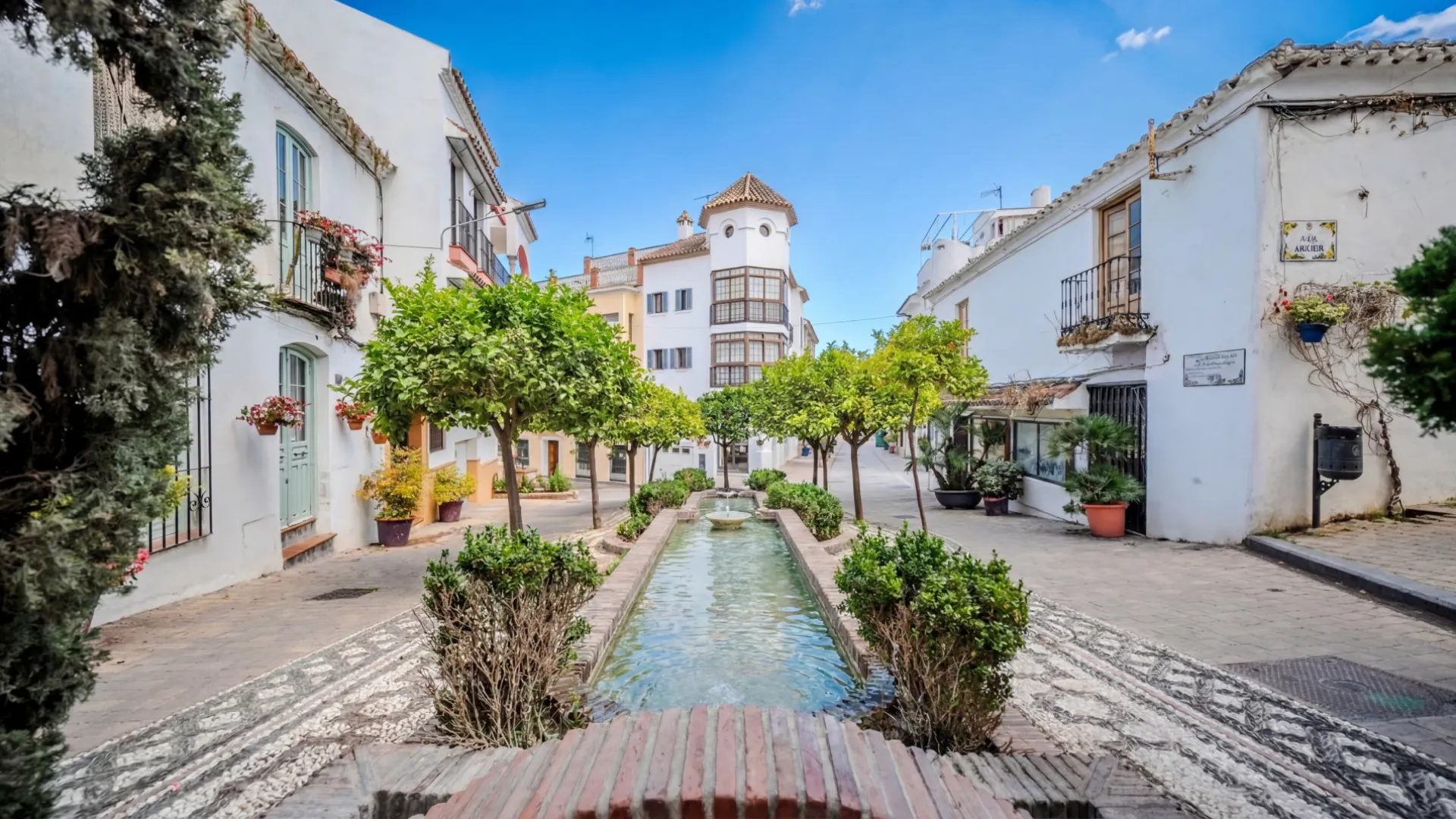 Se vende adosado en Estepona Casco Antiguo con 4 dormitorios