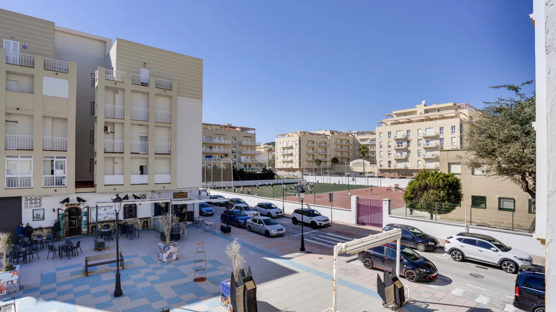 For sale Sabinillas apartment with 4 bedrooms