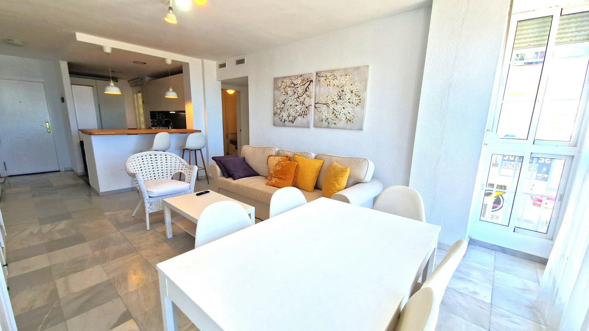 For sale Sabinillas apartment with 2 bedrooms