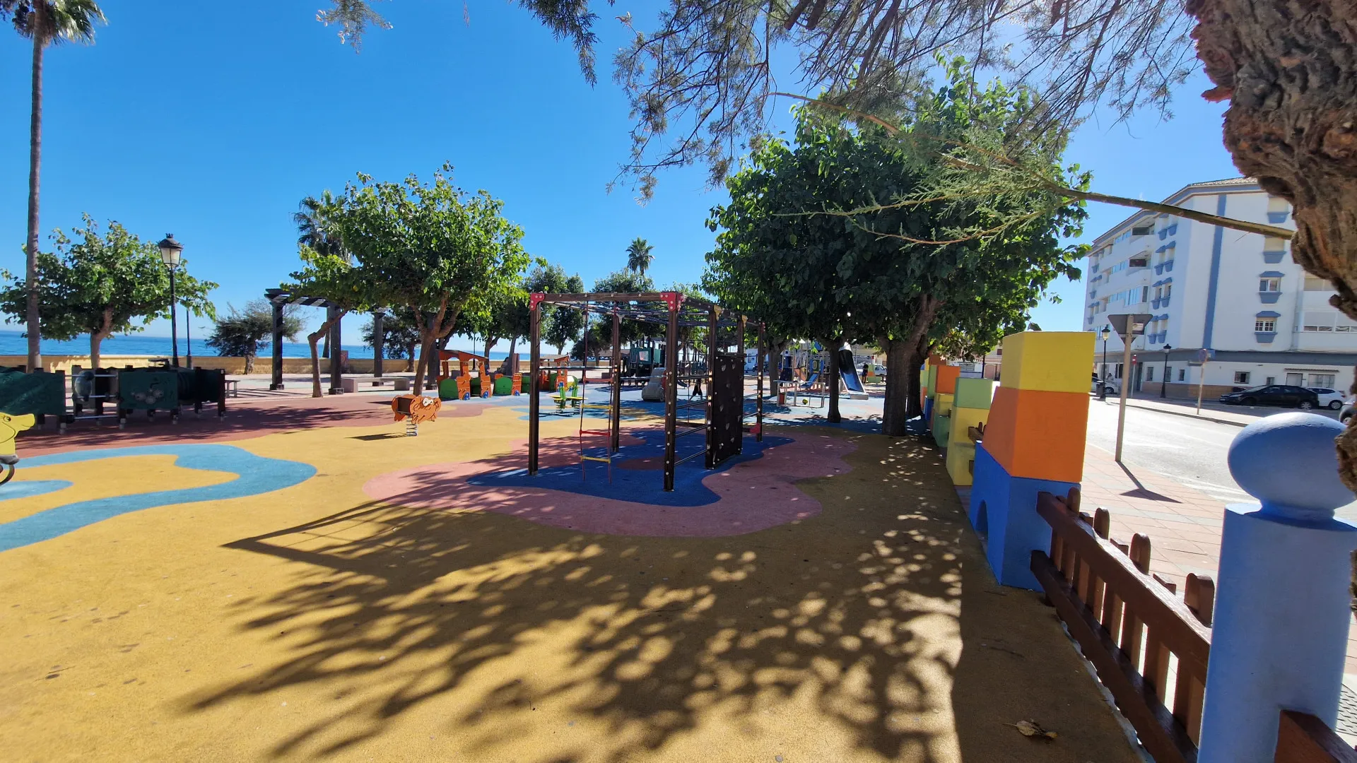 For sale Sabinillas apartment with 2 bedrooms