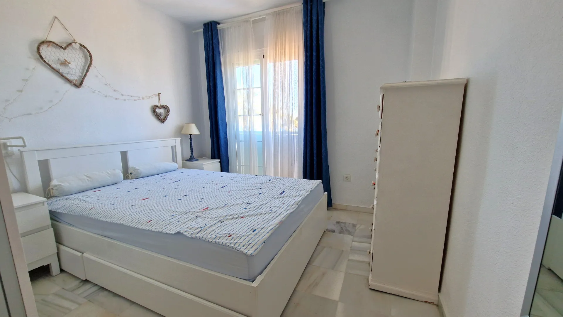 For sale Sabinillas apartment with 2 bedrooms