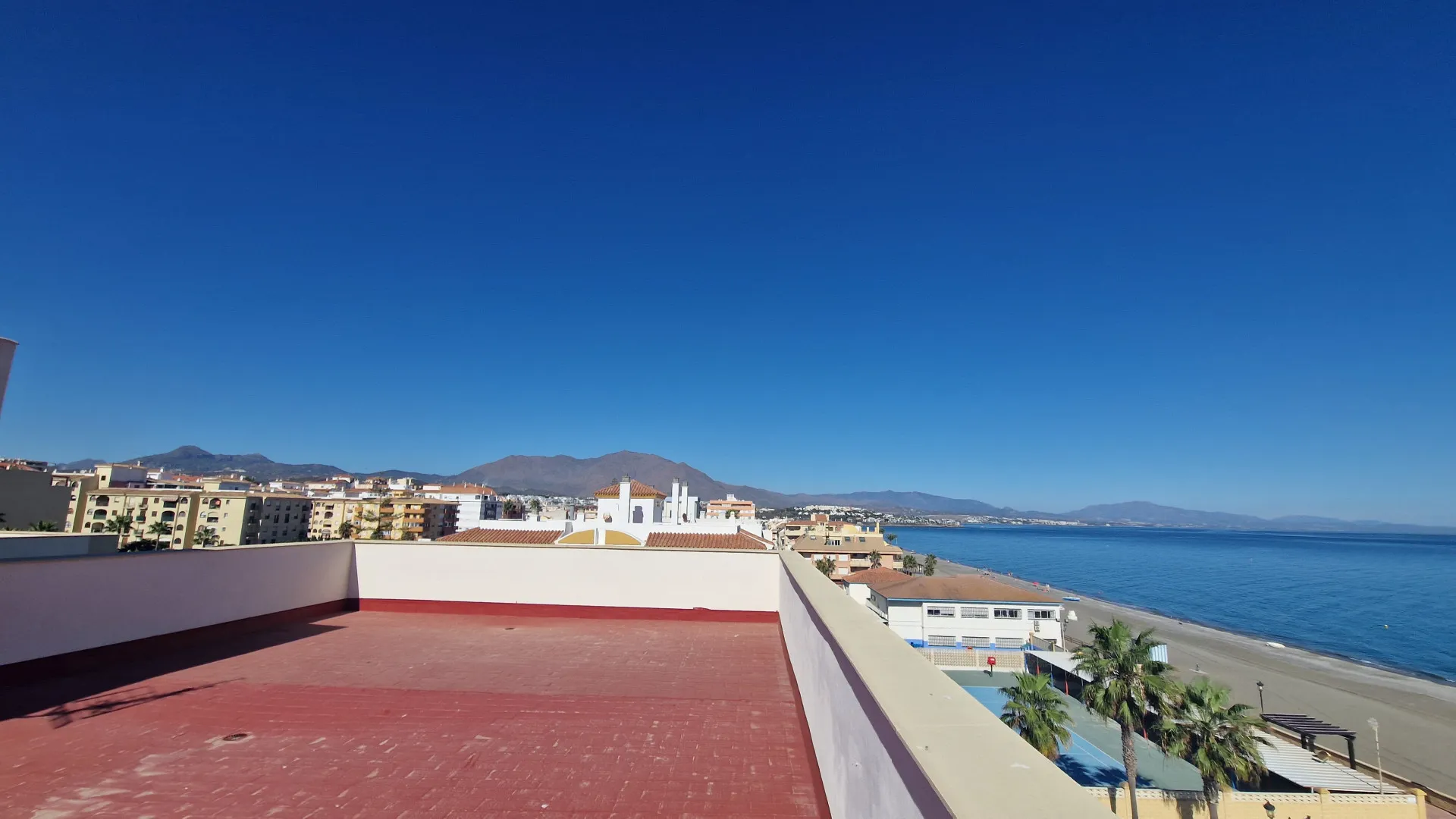 For sale Sabinillas apartment with 2 bedrooms