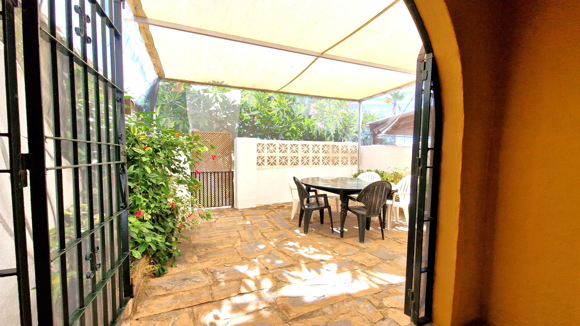 Adosado en venta en Marina de Casares