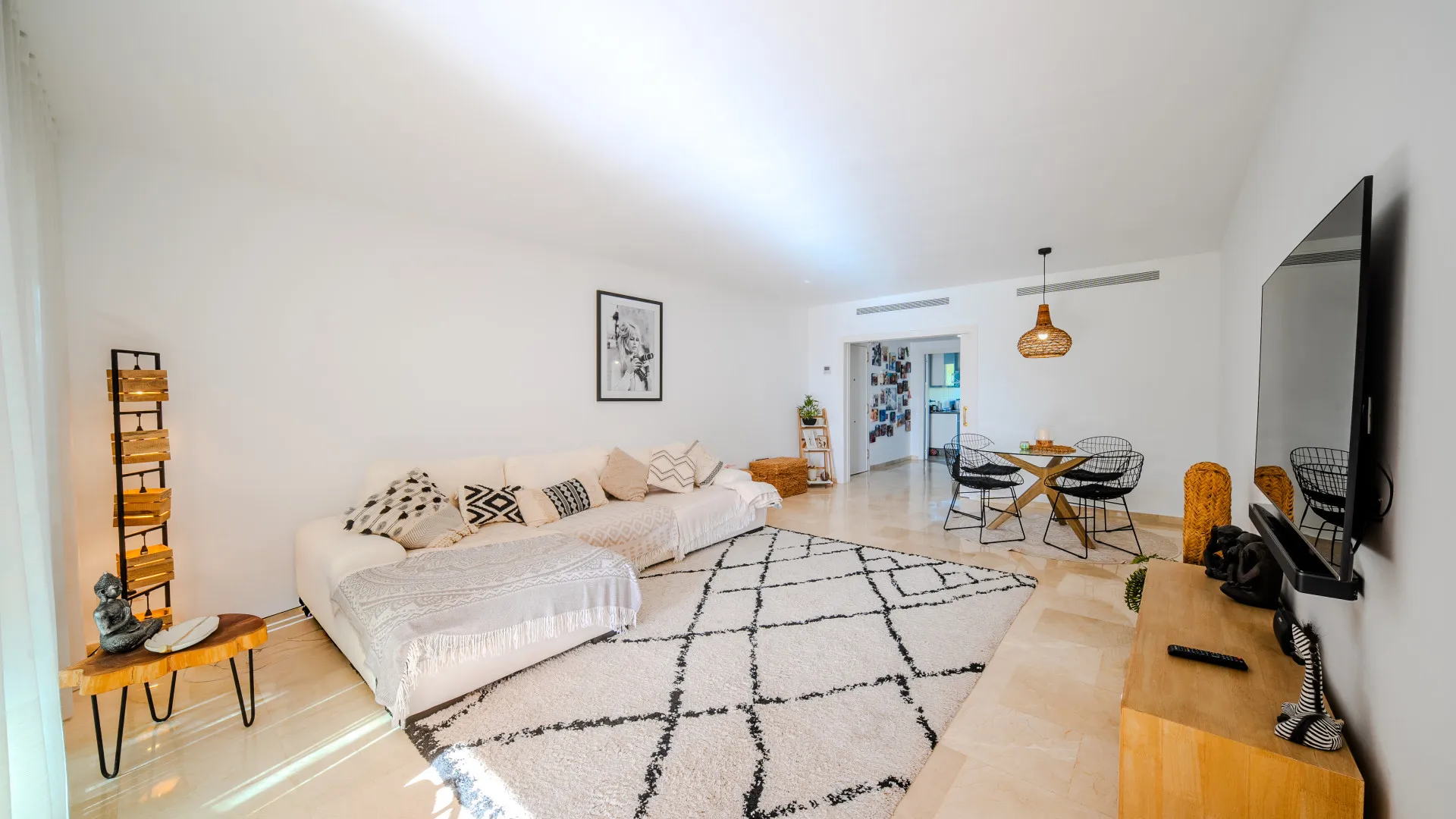 Ground floor apartment for sale in Los Granados de Duquesa with 3 bedrooms