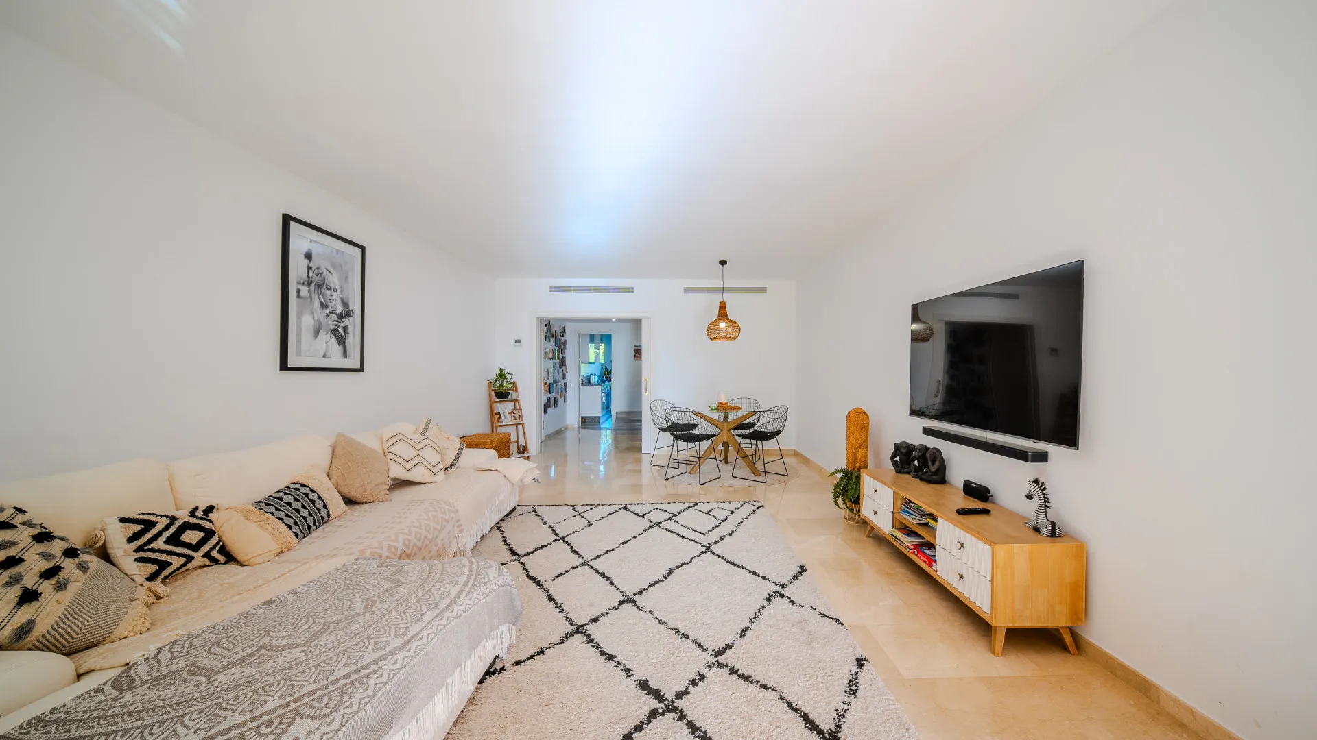 Ground floor apartment for sale in Los Granados de Duquesa with 3 bedrooms