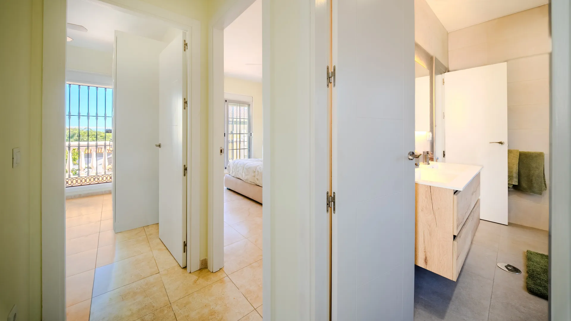 3 bedrooms house for sale in Hacienda Guadalupe