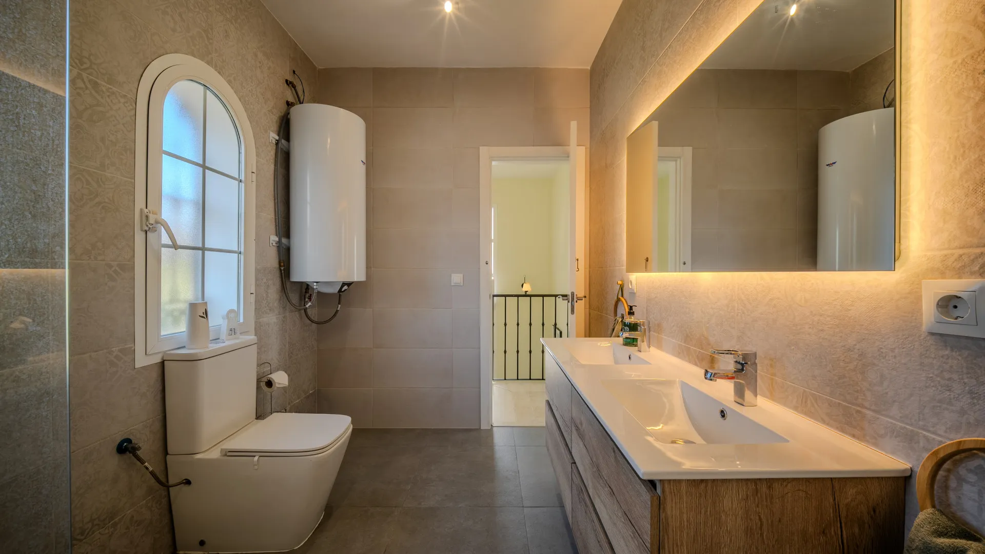 3 bedrooms house for sale in Hacienda Guadalupe