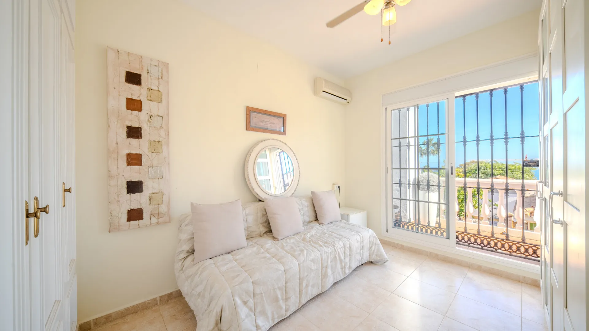 3 bedrooms house for sale in Hacienda Guadalupe