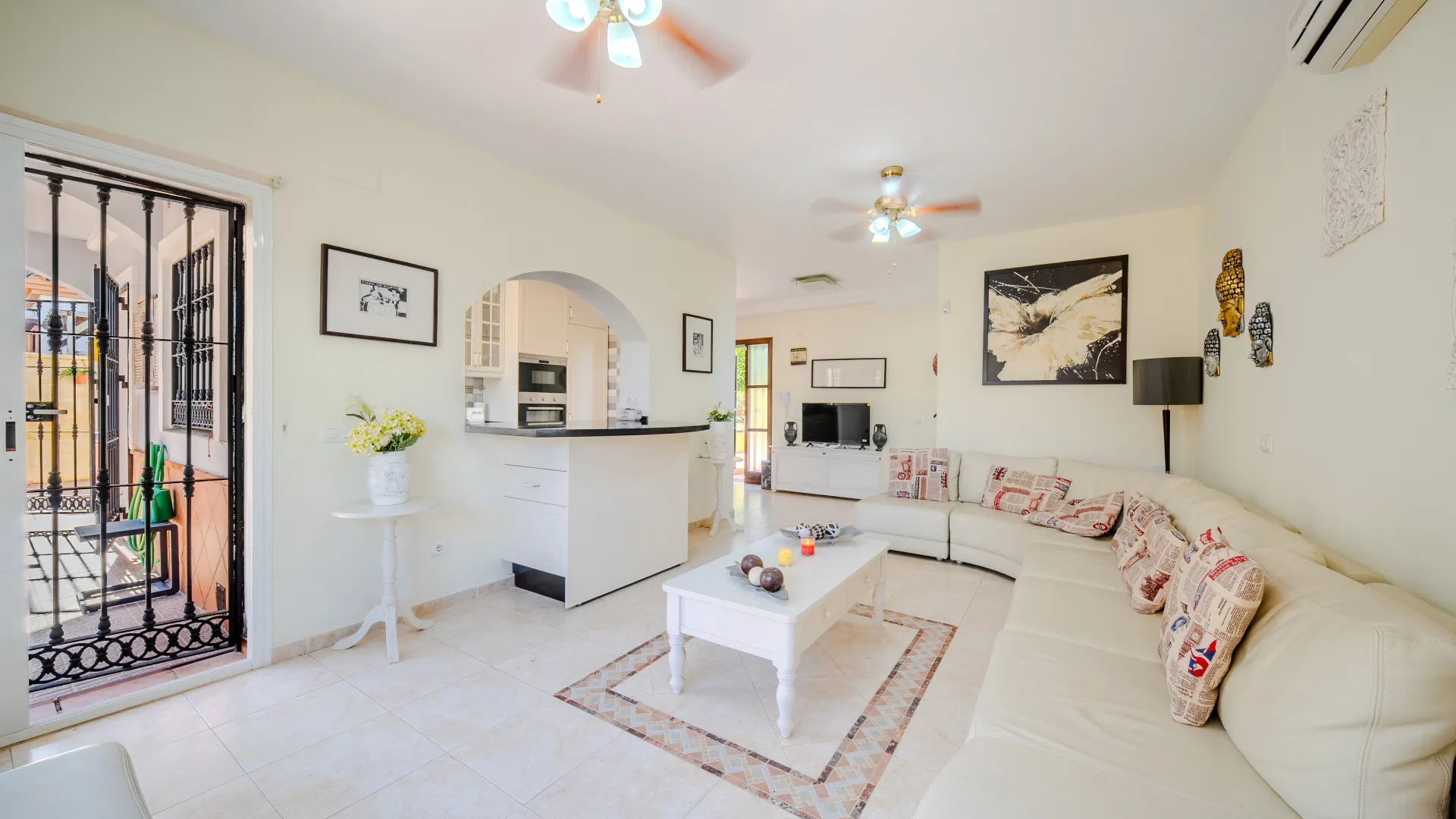 3 bedrooms house for sale in Hacienda Guadalupe