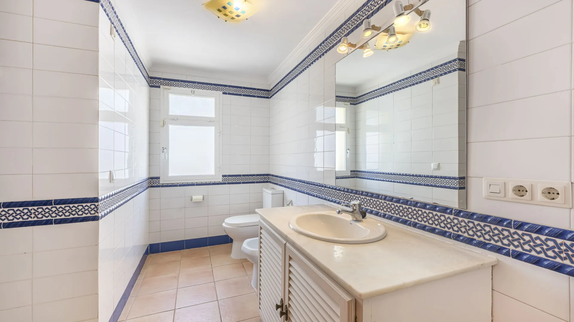 Villa en venta en Sotogrande Costa de 5 dormitorios