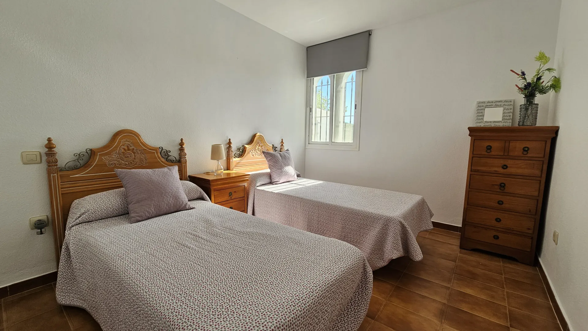 Apartamento planta baja en venta de 2 dormitorios en Marina de Casares