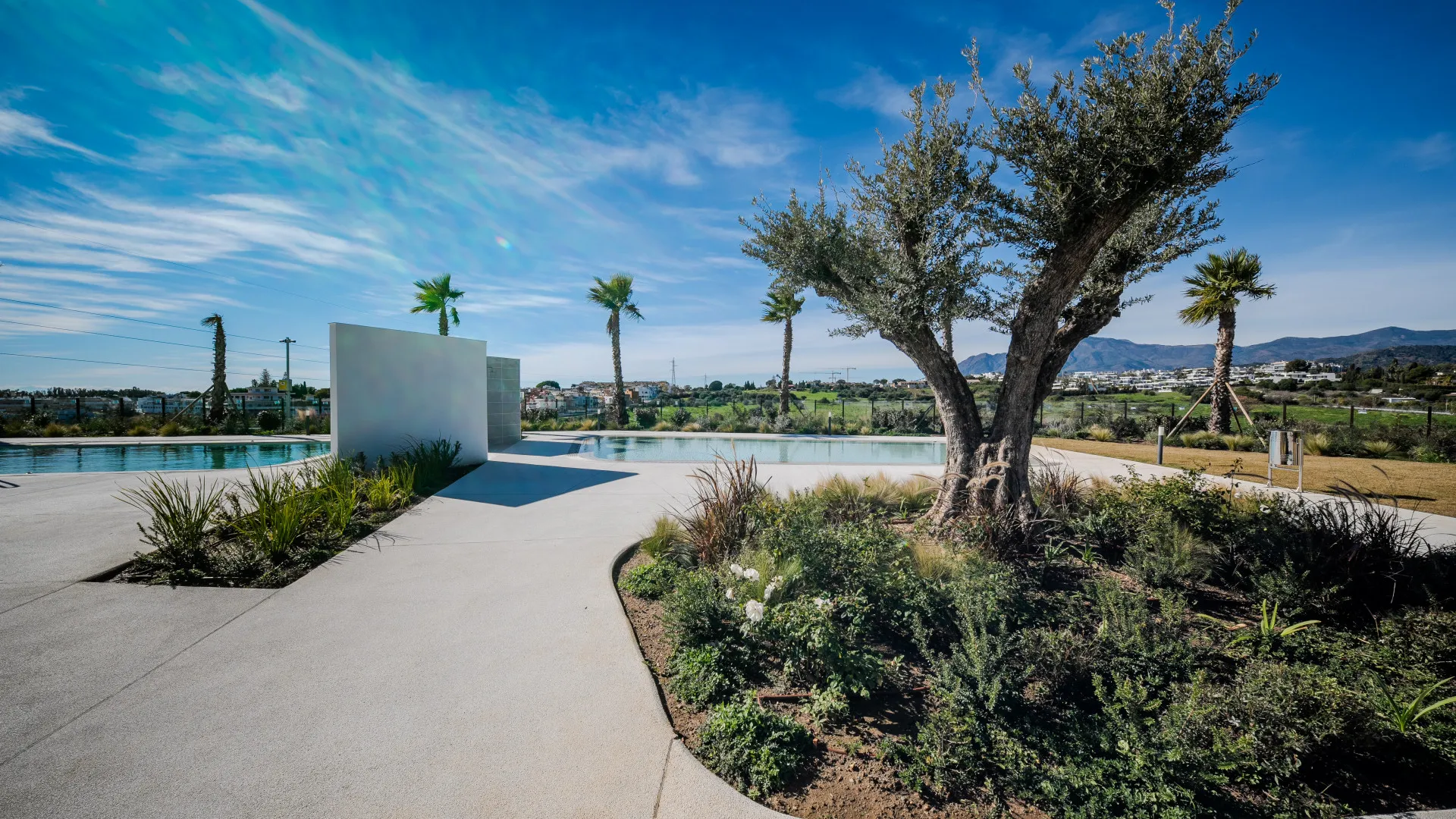 Ground floor apartment with 3 bedrooms for sale in Cancelada