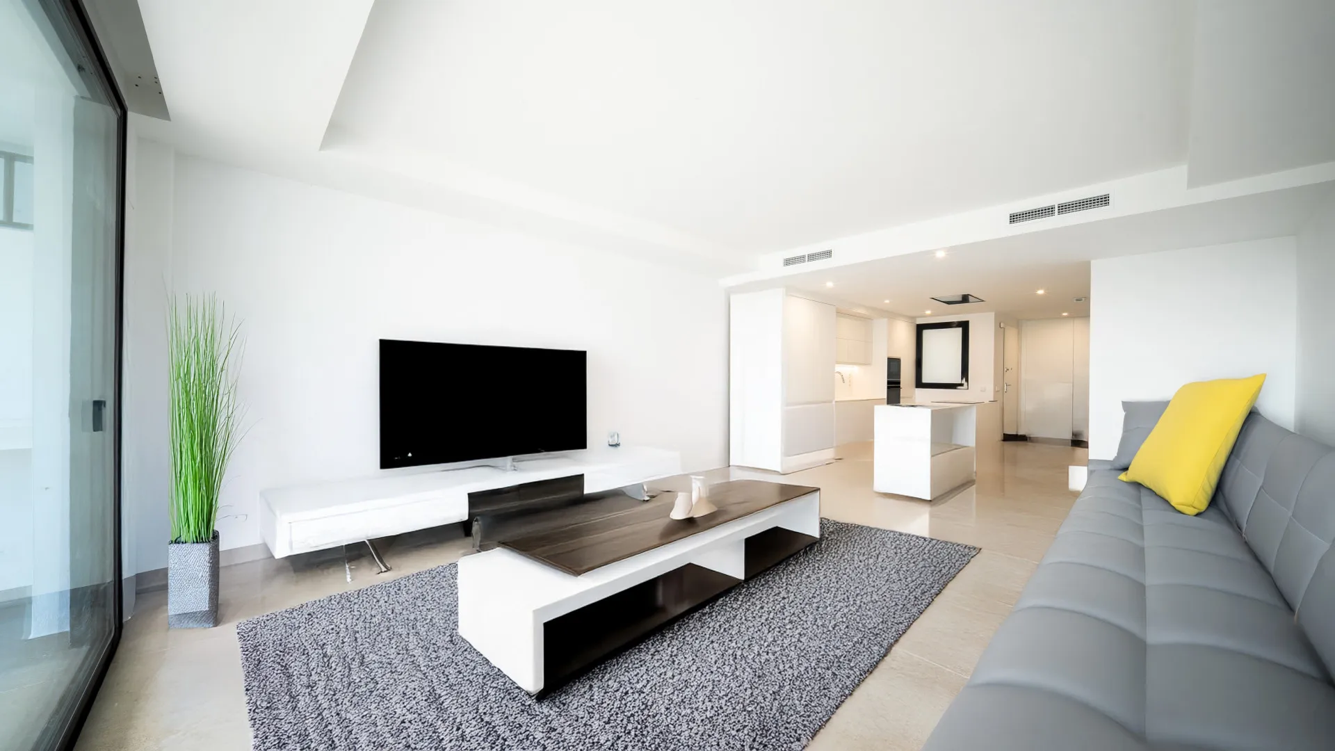 Ground floor apartment with 3 bedrooms for sale in Cancelada