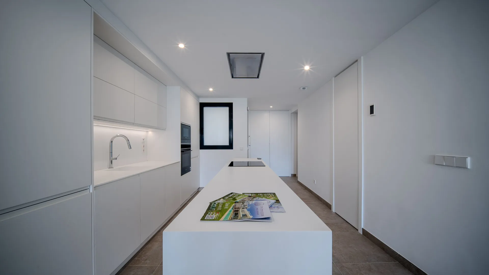 Ground floor apartment with 3 bedrooms for sale in Cancelada